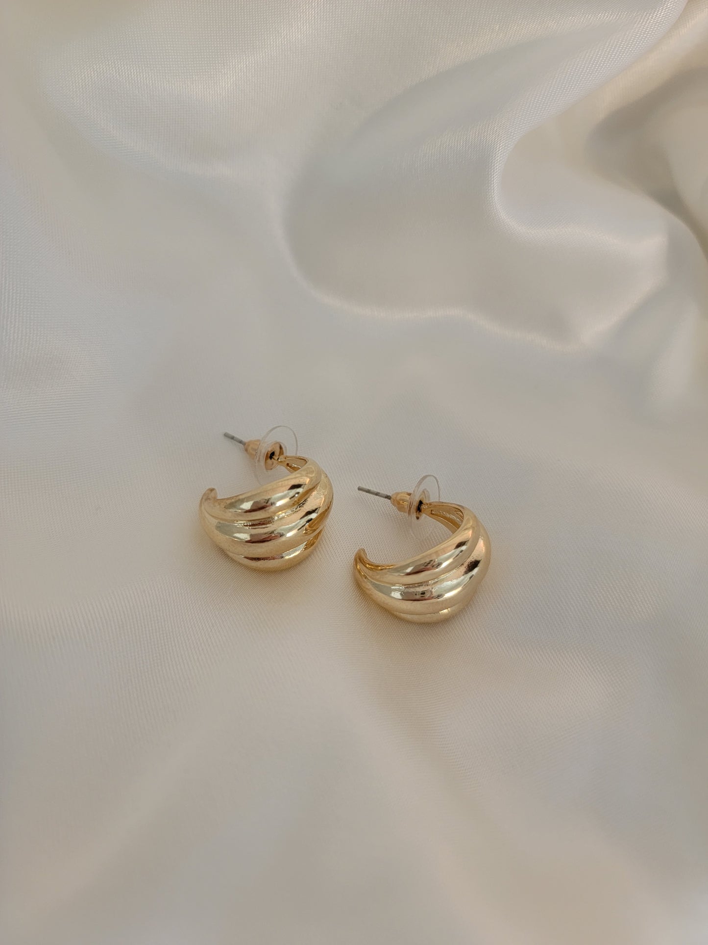 The Sandy Earrings