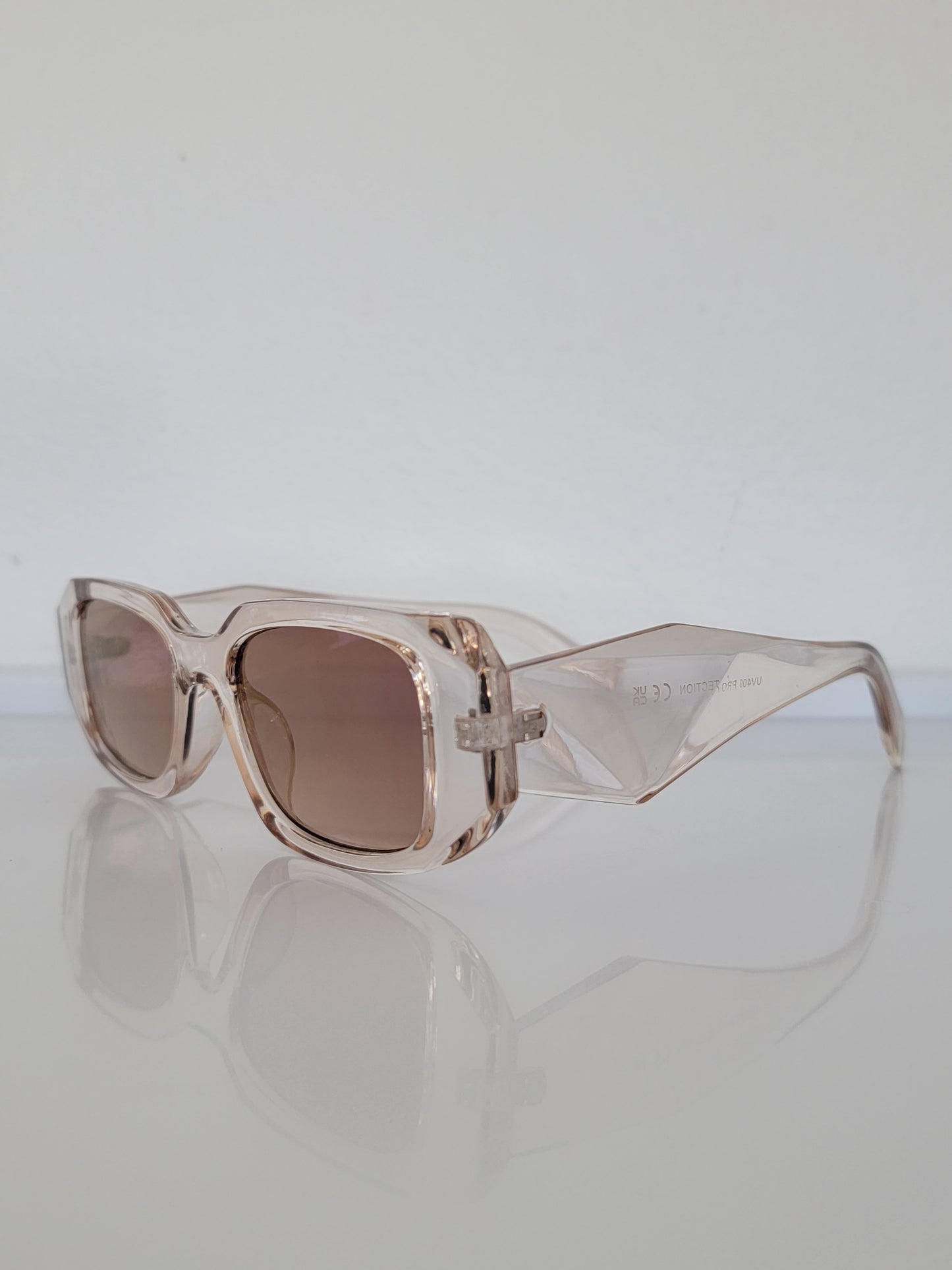 The LoverGirl Sunnies